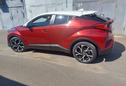 Продам Toyota C-HR Автомат 2018 года в Киеве
