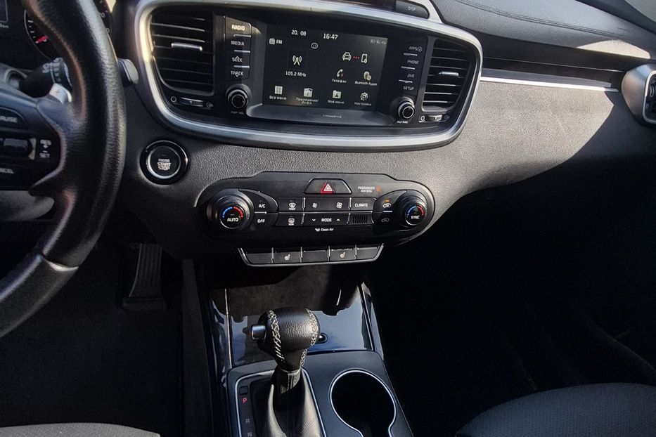 Продам Kia Sorento 2016 года в Харькове