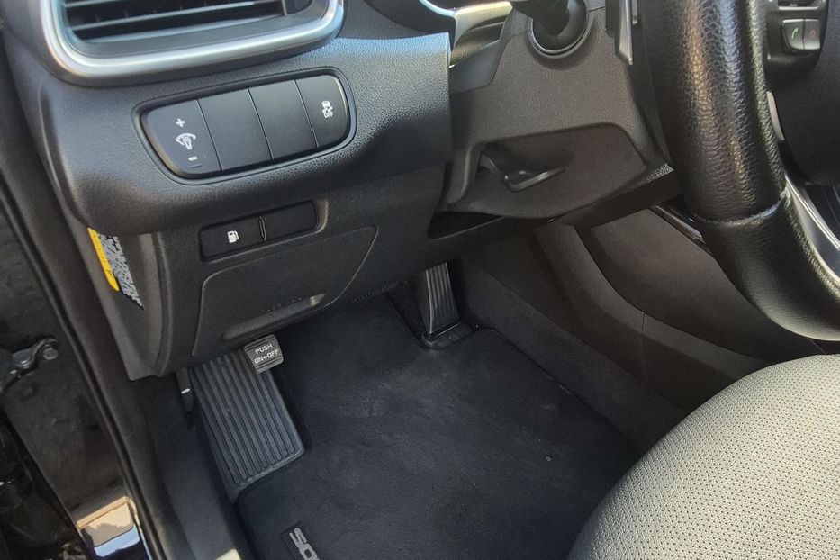 Продам Kia Sorento 2016 года в Харькове