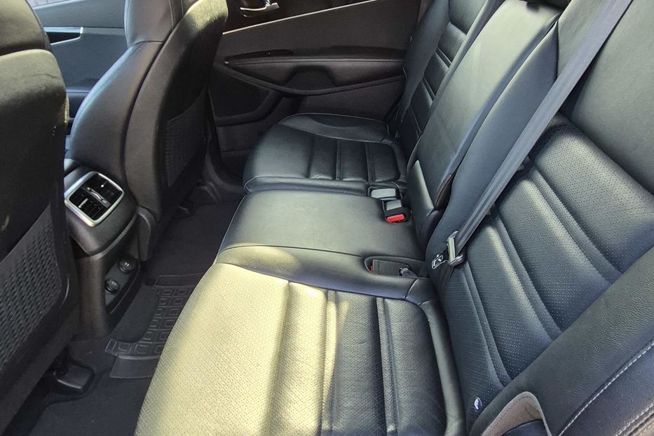Продам Kia Sorento 2016 года в Харькове