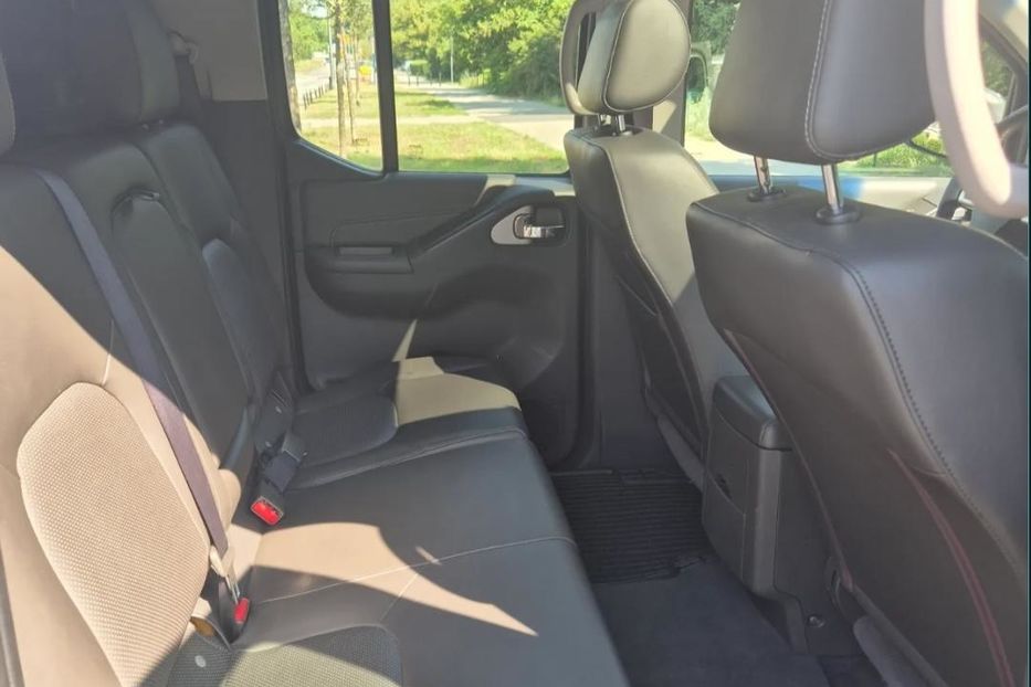 Продам Nissan Navara 2011 года в Харькове