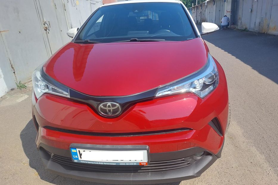 Продам Toyota C-HR Автомат 2018 года в Киеве