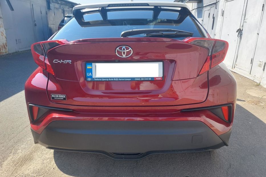 Продам Toyota C-HR Автомат 2018 года в Киеве
