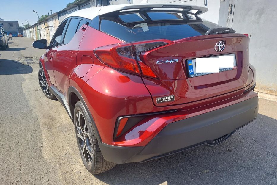 Продам Toyota C-HR Автомат 2018 года в Киеве