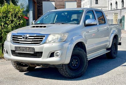Продам Toyota Hilux 2011 года в Киеве