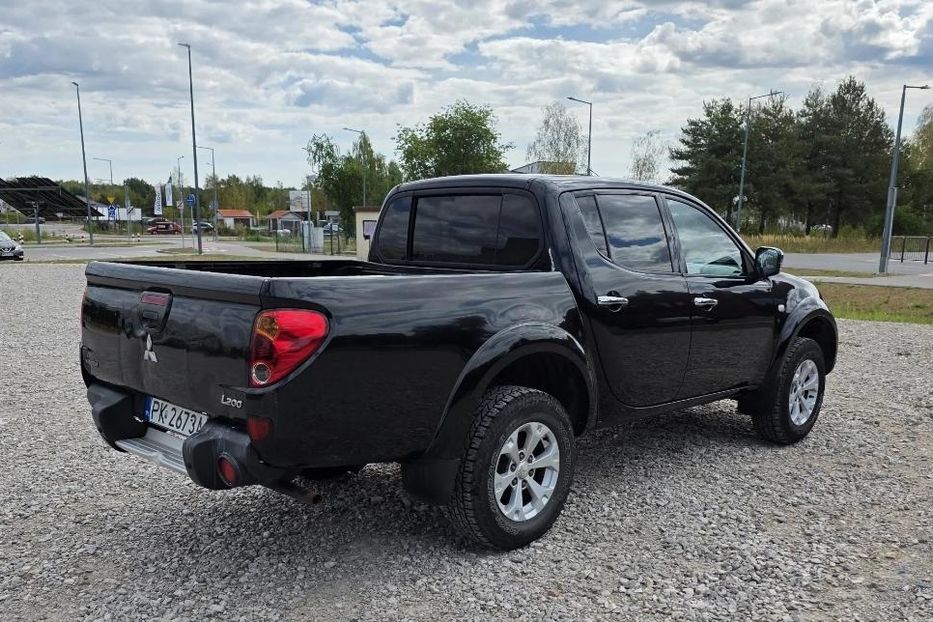 Продам Mitsubishi L 200 2010 года в г. Жабка, Волынская область