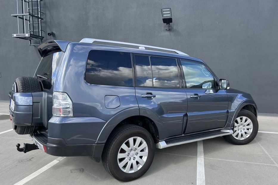 Продам Mitsubishi Pajero 2007 года в Харькове