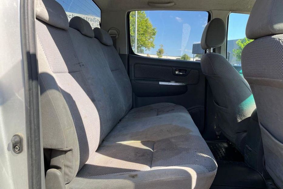 Продам Toyota Hilux 2011 года в Киеве