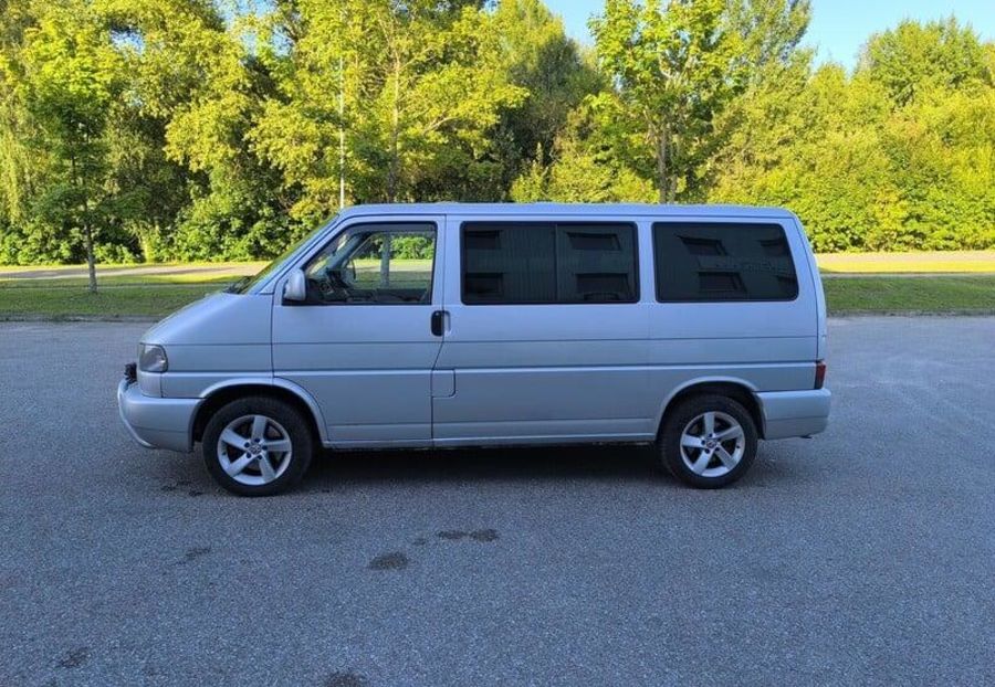 Продам Volkswagen T4 (Transporter) пасс. 2002 года в Ровно