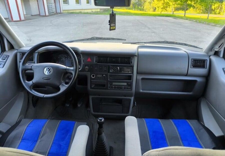 Продам Volkswagen T4 (Transporter) пасс. 2002 года в Ровно