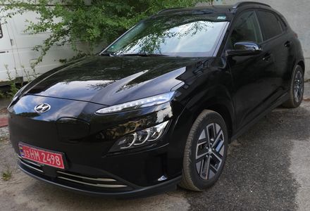 Продам Hyundai Kona Premium 64 kWt 2022 года в Харькове