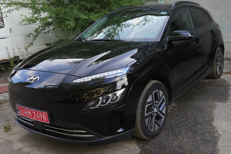 Продам Hyundai Kona Premium 64 kWt 2022 года в Харькове