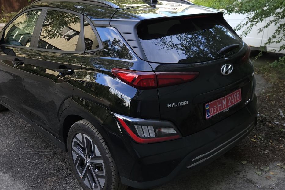 Продам Hyundai Kona Premium 64 kWt 2022 года в Харькове