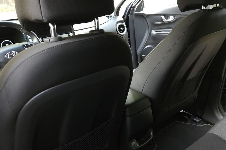 Продам Hyundai Kona Premium 64 kWt 2022 года в Харькове
