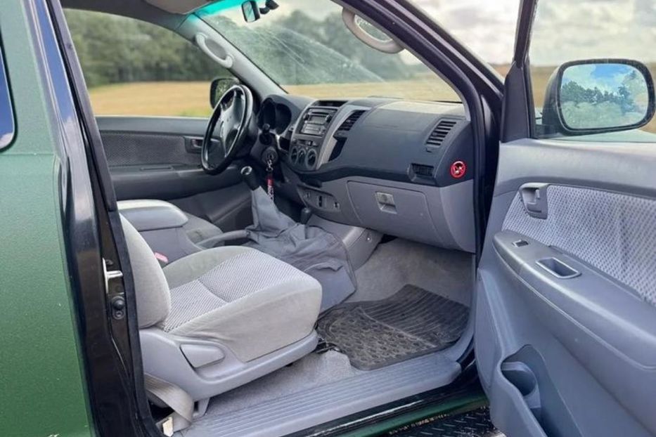Продам Toyota Hilux 2006 года в Сумах