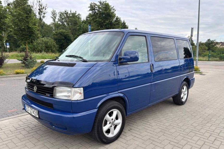 Продам Volkswagen T4 (Transporter) пасс. 2002 года в Харькове