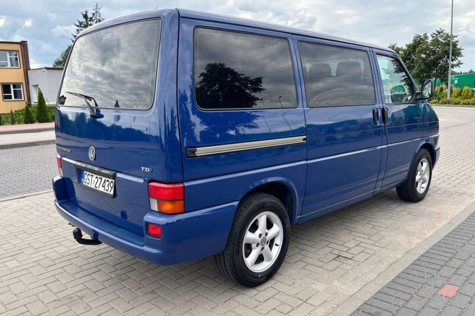 Продам Volkswagen T4 (Transporter) пасс. 2002 года в Харькове