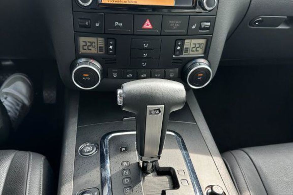 Продам Volkswagen Touareg 2006 года в Харькове