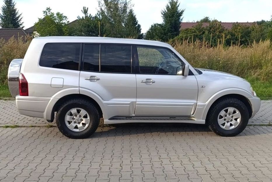 Продам Mitsubishi Pajero 2003 года в Харькове