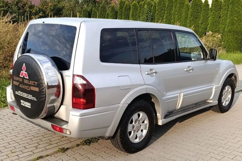 Продам Mitsubishi Pajero 2003 года в Харькове