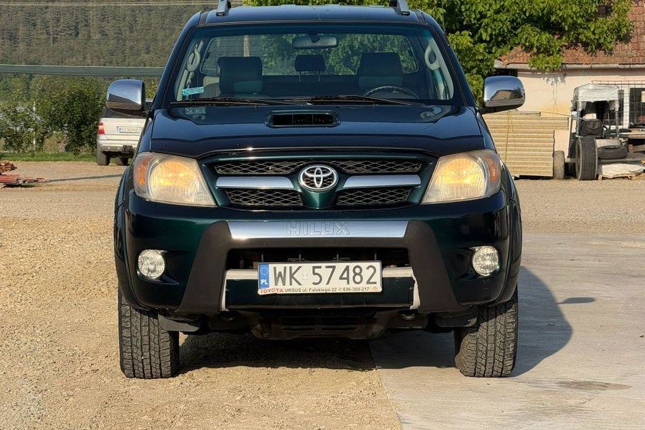 Продам Toyota Hilux 380965640706 2007 года в Харькове