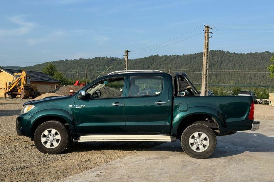 Продам Toyota Hilux 380965640706 2007 года в Харькове