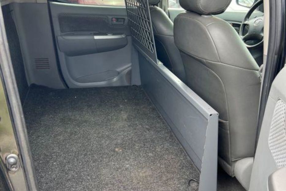 Продам Toyota Hilux 2008 года в Харькове