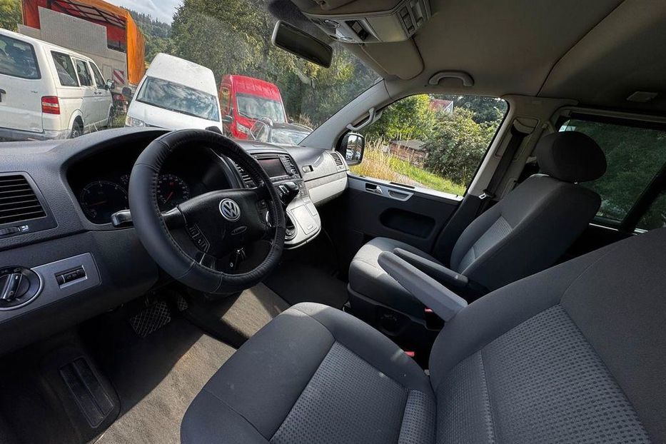 Продам Volkswagen Multivan 2005 года в Одессе