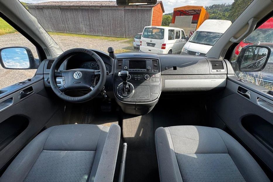 Продам Volkswagen Multivan 2005 года в Одессе