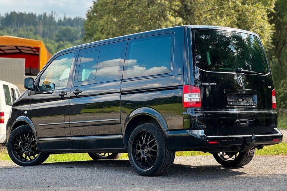 Продам Volkswagen T5 (Transporter) пасс. 2005 года в Харькове