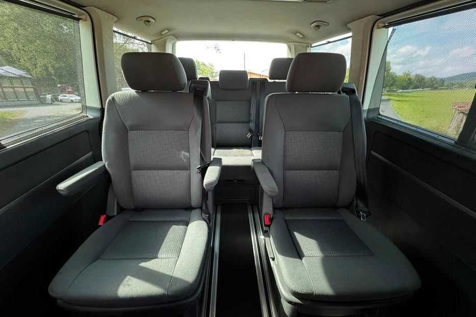 Продам Volkswagen T5 (Transporter) пасс. 2005 года в Харькове