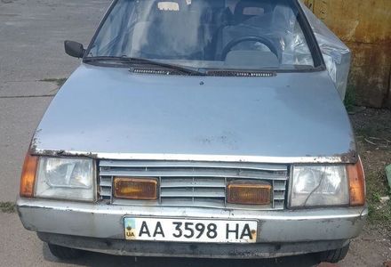Продам ЗАЗ 1102 Таврия таврия 1998 года в Киеве