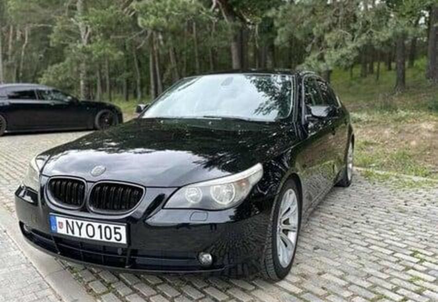 Продам BMW 530 2004 года в Одессе