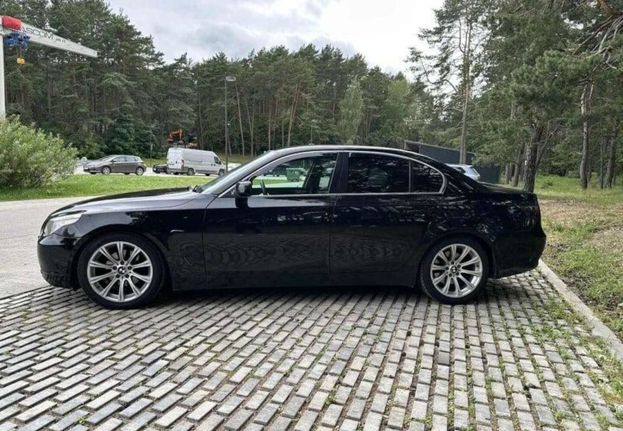 Продам BMW 530 2004 года в Одессе