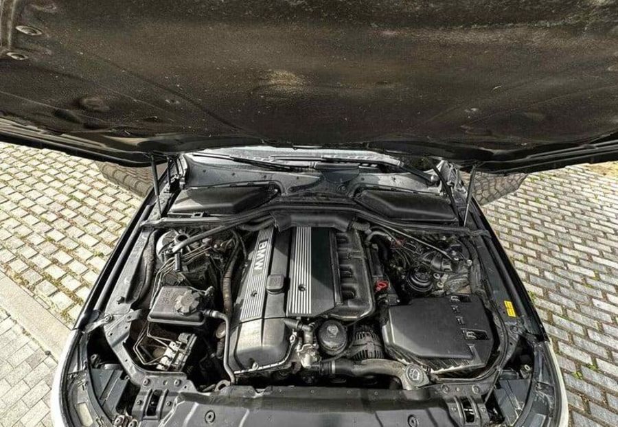 Продам BMW 530 2004 года в Одессе