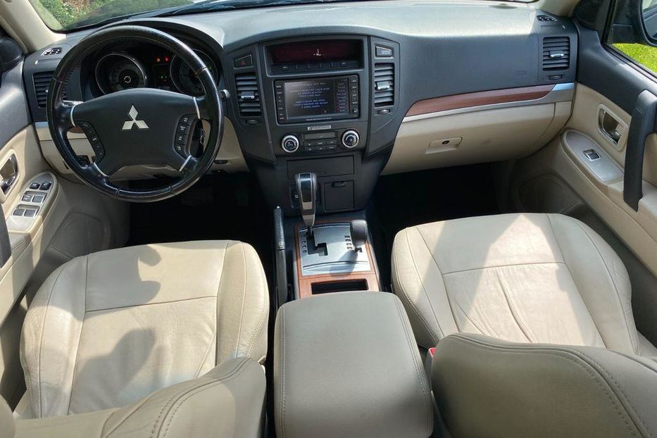 Продам Mitsubishi Pajero 2009 года в Полтаве