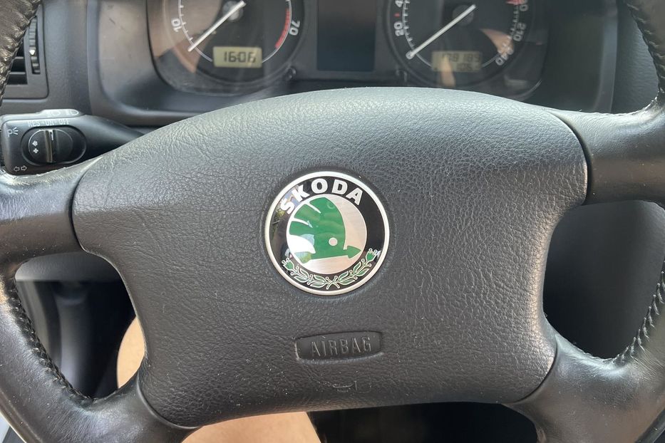 Продам Skoda Octavia Tour 2003 года в Львове