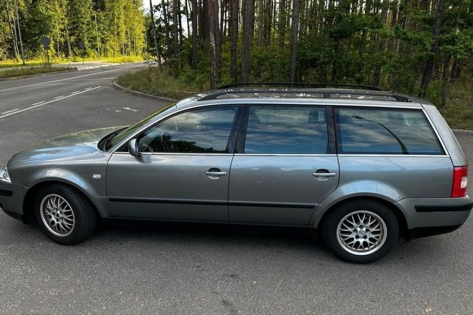 Продам Volkswagen Passat B5 2003 года в Харькове