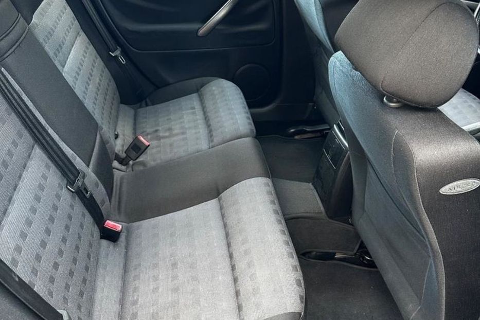 Продам Volkswagen Passat B5 2003 года в Харькове
