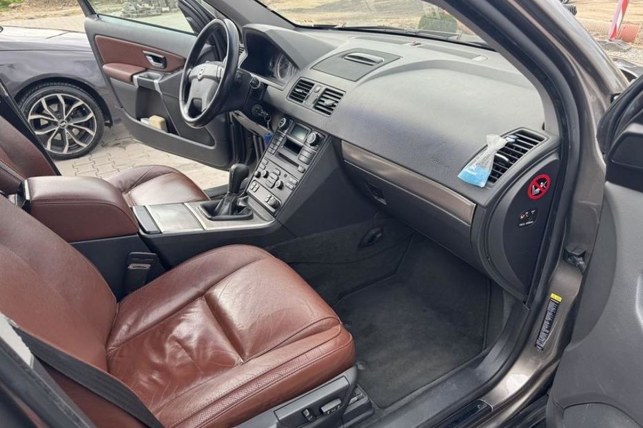 Продам Volvo XC90 380965640706 2008 года в Киеве