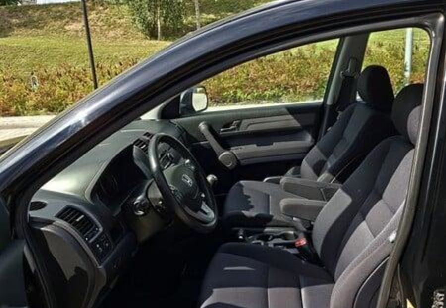 Продам Honda CR-V 2009 года в Полтаве