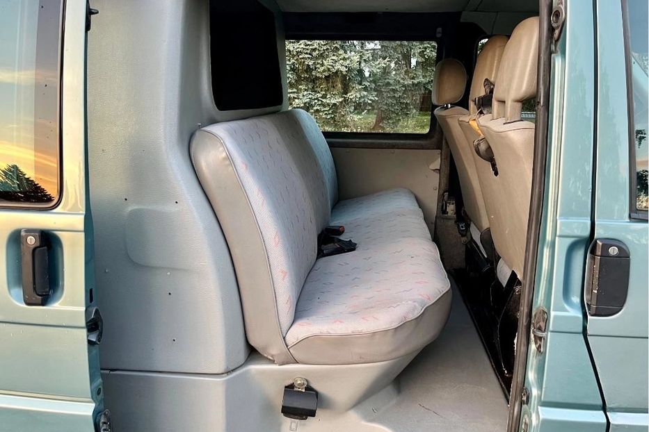 Продам Volkswagen T4 (Transporter) пасс. 2000 года в Донецке