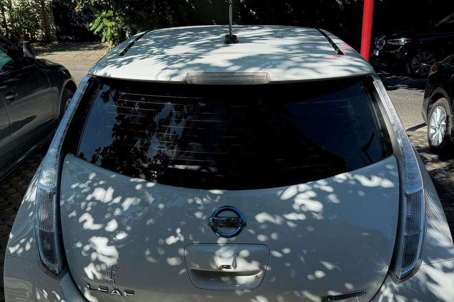 Продам Nissan Leaf SV 2015 года в Одессе