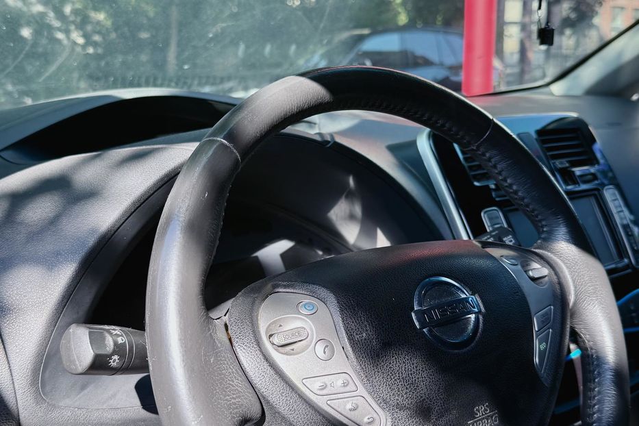 Продам Nissan Leaf SV 2015 года в Одессе