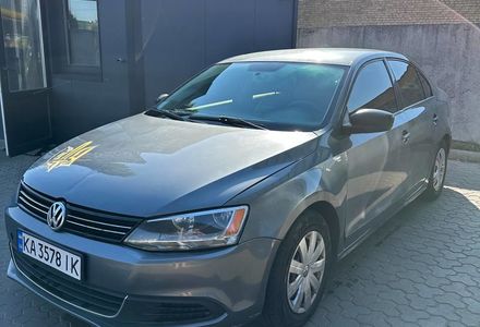 Продам Volkswagen Jetta 2 2014 года в Киеве