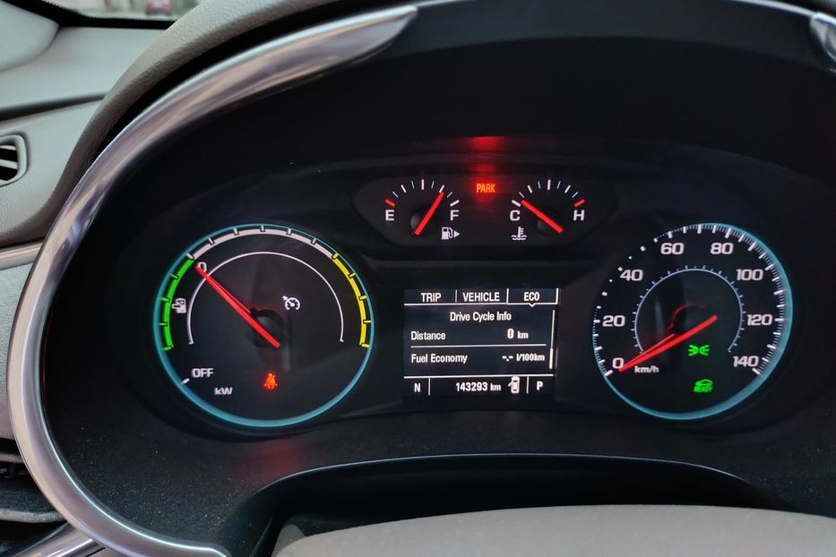 Продам Chevrolet Malibu Hybrid 2016 года в Днепре