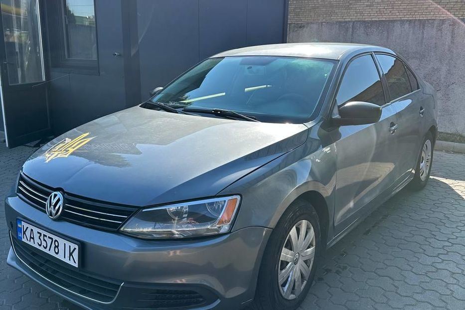 Продам Volkswagen Jetta 2 2014 года в Киеве