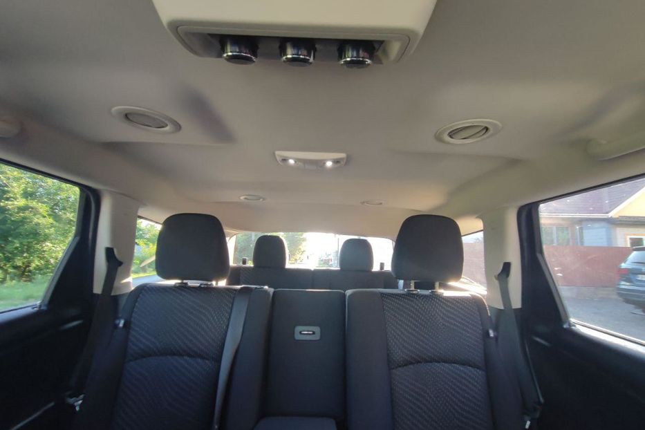 Продам Dodge Journey SXT 2017 года в Киеве