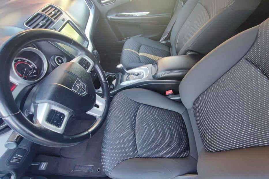 Продам Dodge Journey SXT 2017 года в Киеве
