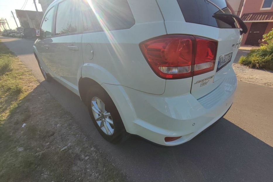 Продам Dodge Journey SXT 2017 года в Киеве